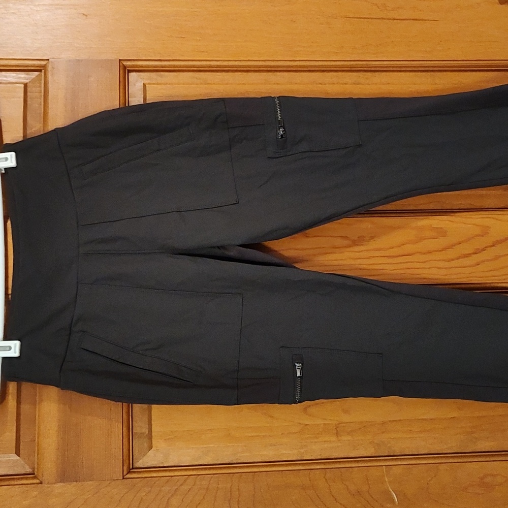ATHLETA Headlands Hybrid Cargo Tight Legging Sz 2.